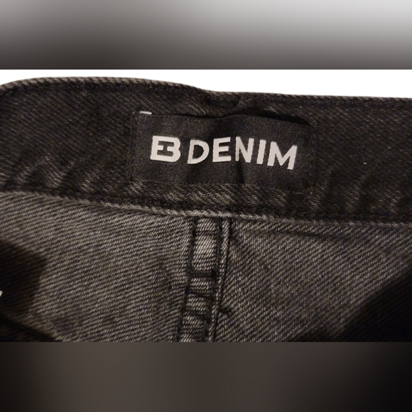 NWT EB Denim Straight Leg Split Hem Black Wash Jeans Size 27 - Picture 10 of 14
